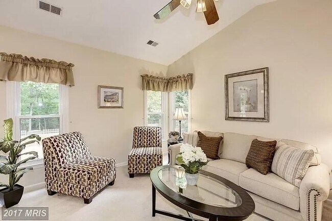 Building Photo - 9708 Rossetti Ct