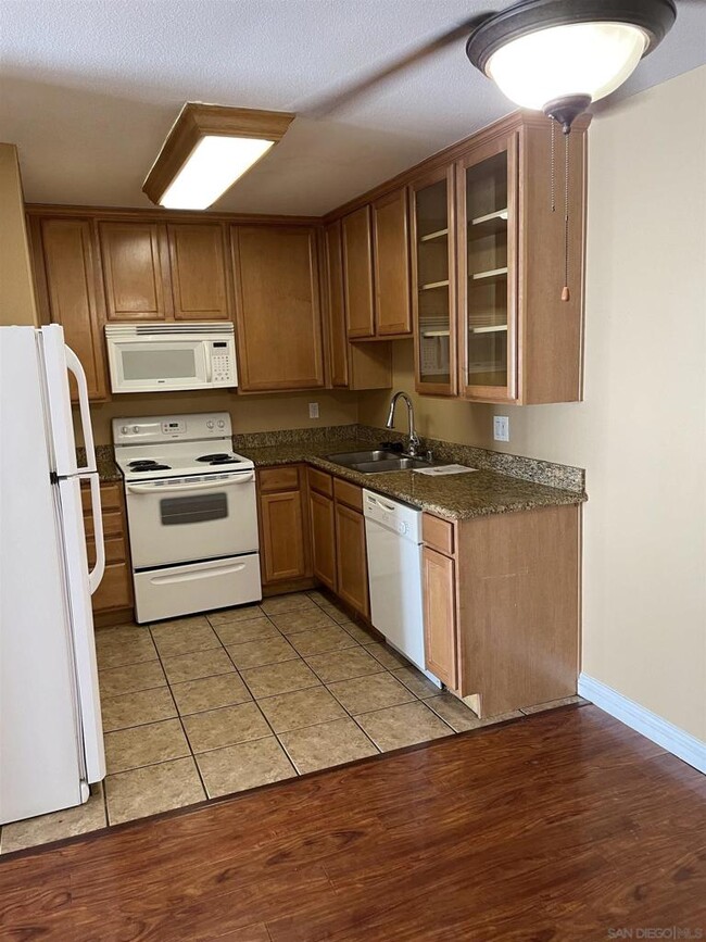Building Photo - 6333 College Grove Way