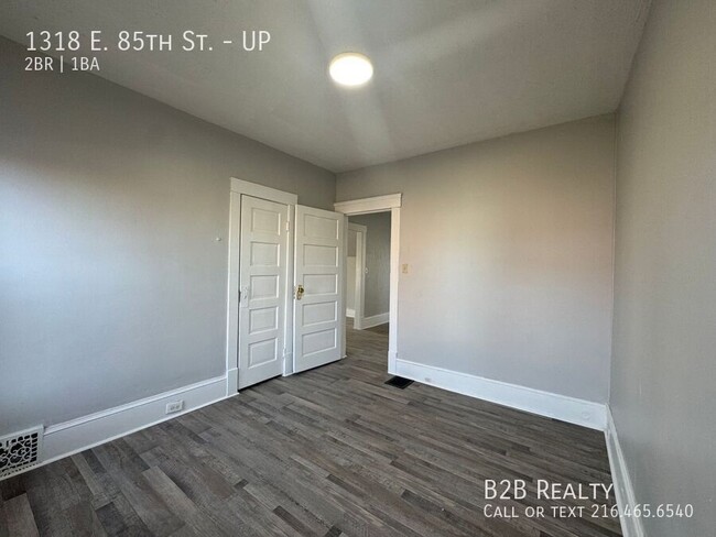 Building Photo - 1318 E 85th St