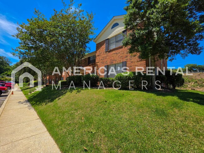 Building Photo - Move-in Special! Cute 1 Bed / 1 Bath Condo in Homewood, AL for Rent - Available NOW! Sign a 13-mo...