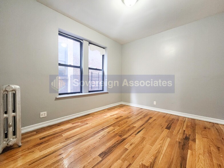 Building Photo - 235 W 146th St