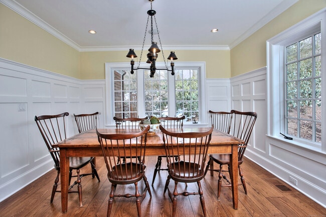 Building Photo - 15 Catamount Rd