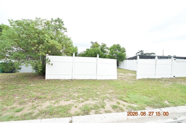 Building Photo - 2301 E 112th Ave