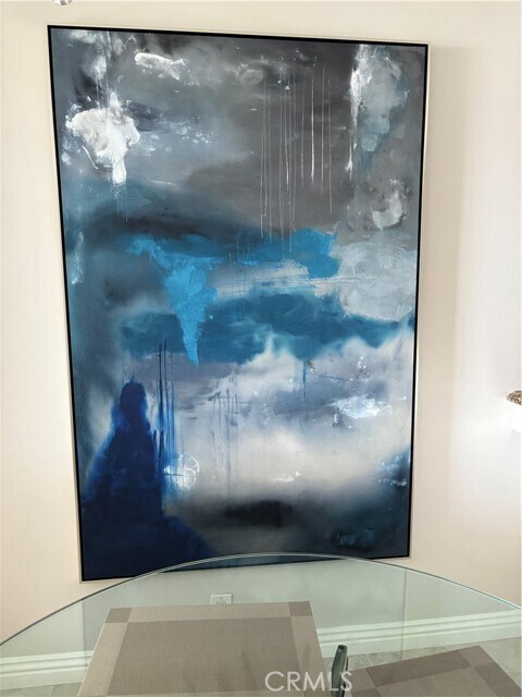 Building Photo - 525 E Seaside Way