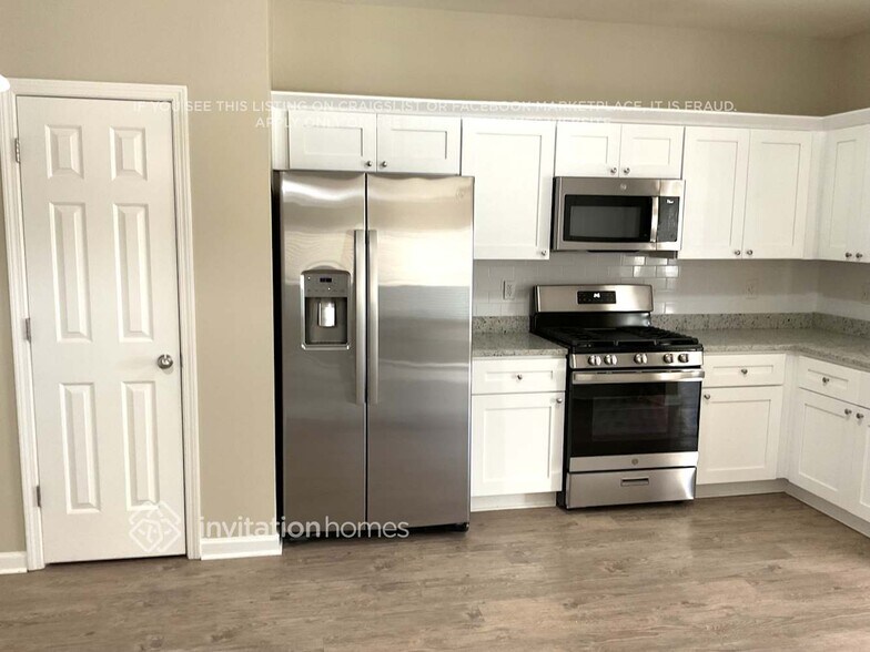 Building Photo - 4120 Arch Pass