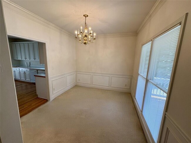 Building Photo - 3202 Oaktree Ct NW