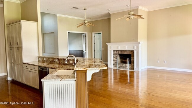 Building Photo - 1685 Charles Ln