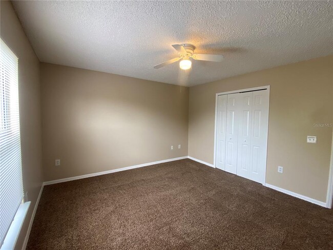 Building Photo - 30302 Double Dr