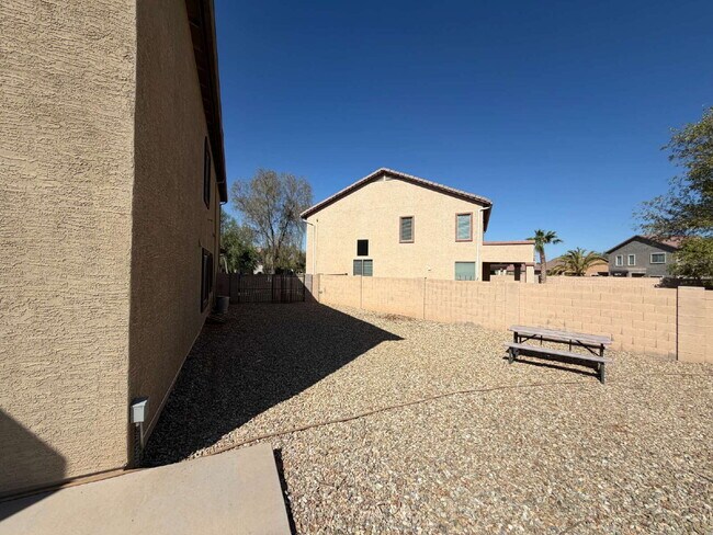 Building Photo - 18267 N Cook Dr