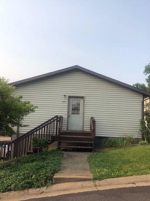 Building Photo - 595 Bob White Ln