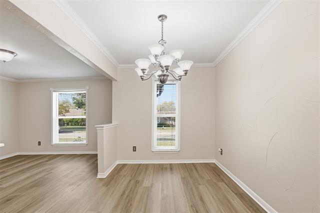 Building Photo - 1901 Wellington Dr