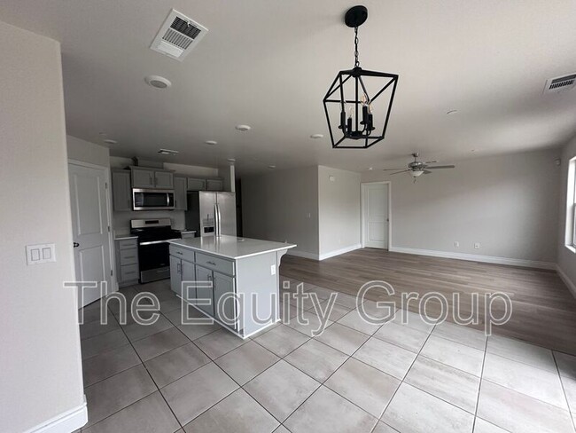 Building Photo - 3336 N Moreno Ct