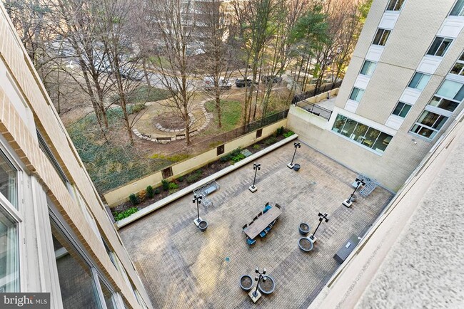 Building Photo - 4601 N Park Ave