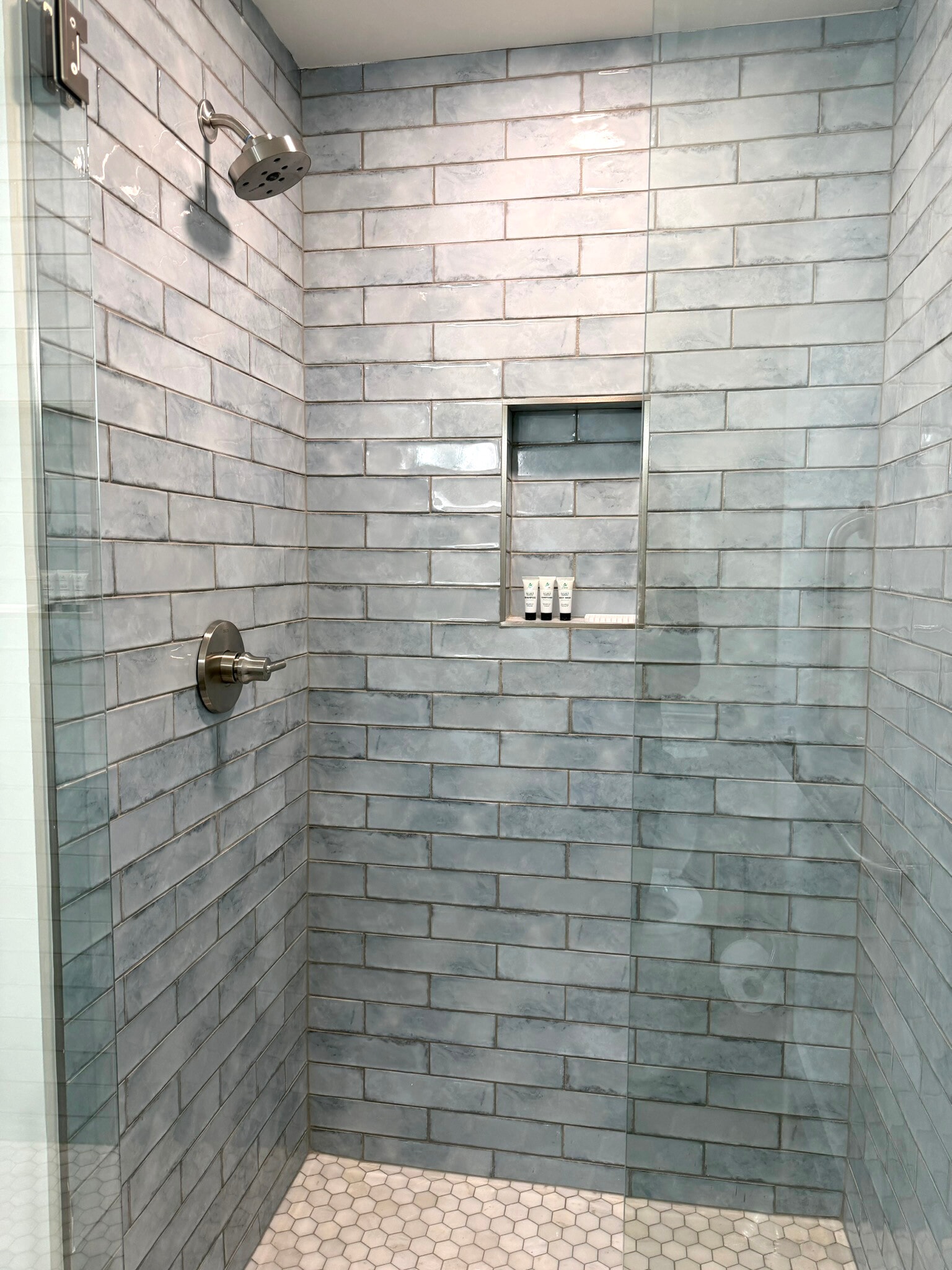 Building Photo - 804 N Moravian St