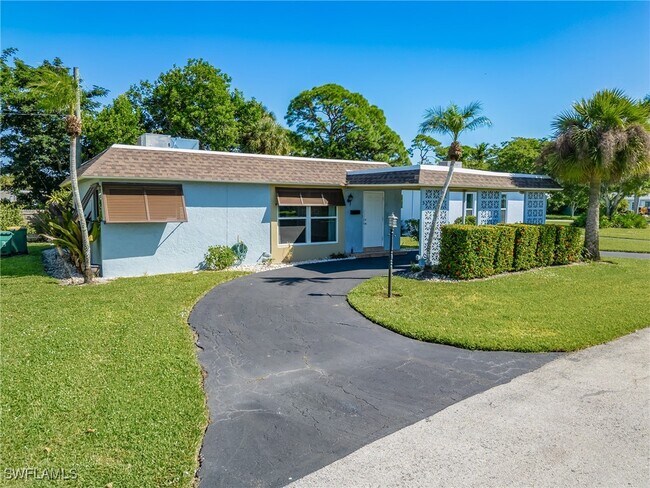 Primary Photo - 3 Knights Bridge Rd