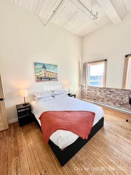 Building Photo - 113 N Lancey St