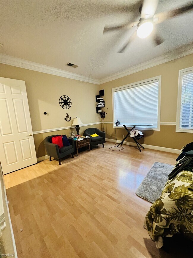 Building Photo - 4 br, 3.5 bath House - 4224 Foxford Way