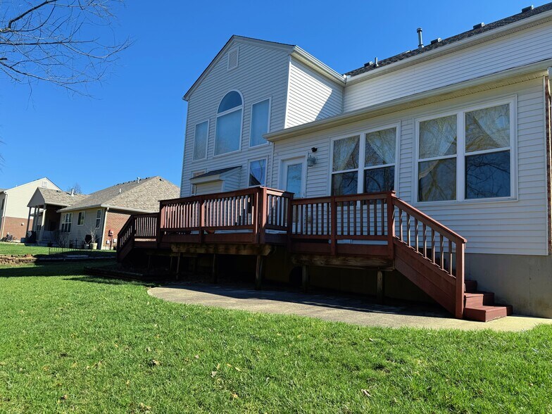 Building Photo - 4907 Forest Ridge Dr