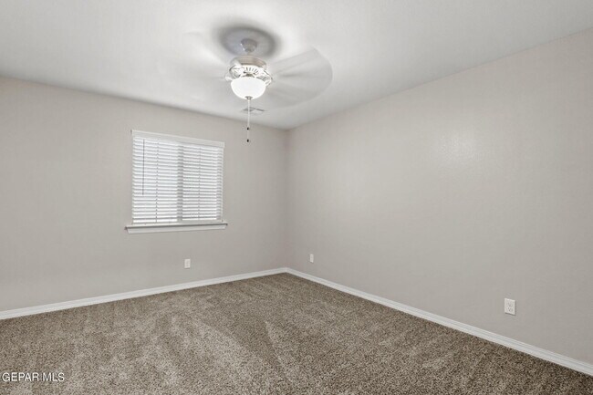 Building Photo - 12312 Desert Path Ct