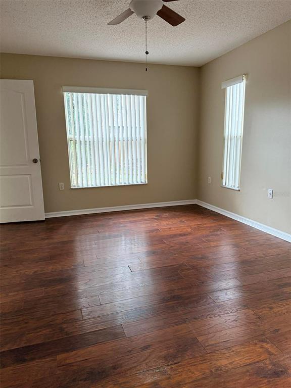 Building Photo - 650 Lakemont Dr