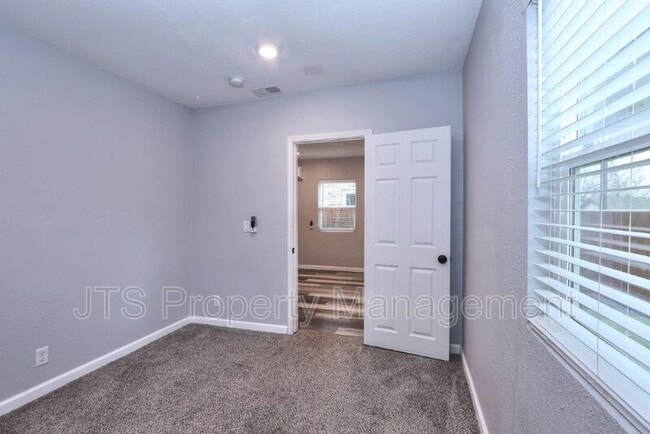 Building Photo - 3808 38th St