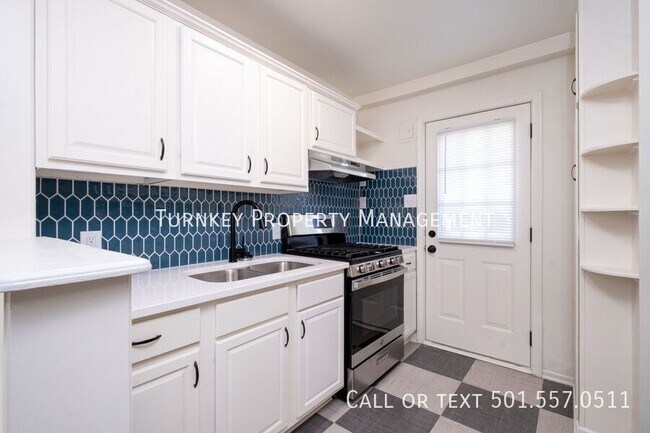 Building Photo - 623 Sherman St