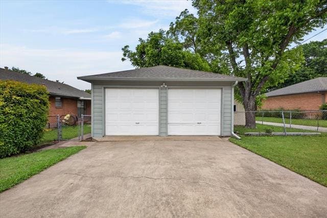 Building Photo - 105 S Weatherred Dr