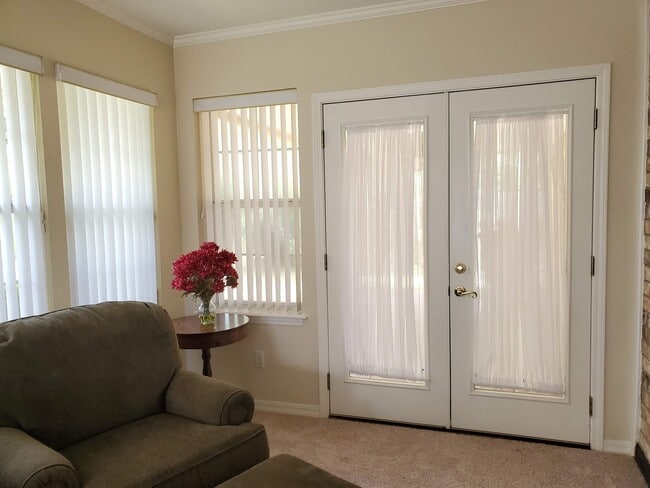 Building Photo - Plantation Trace Garden Homes