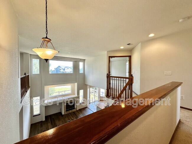 Building Photo - 2523 E 150th Pl