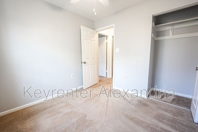 Building Photo - 6109 Talavera Ct