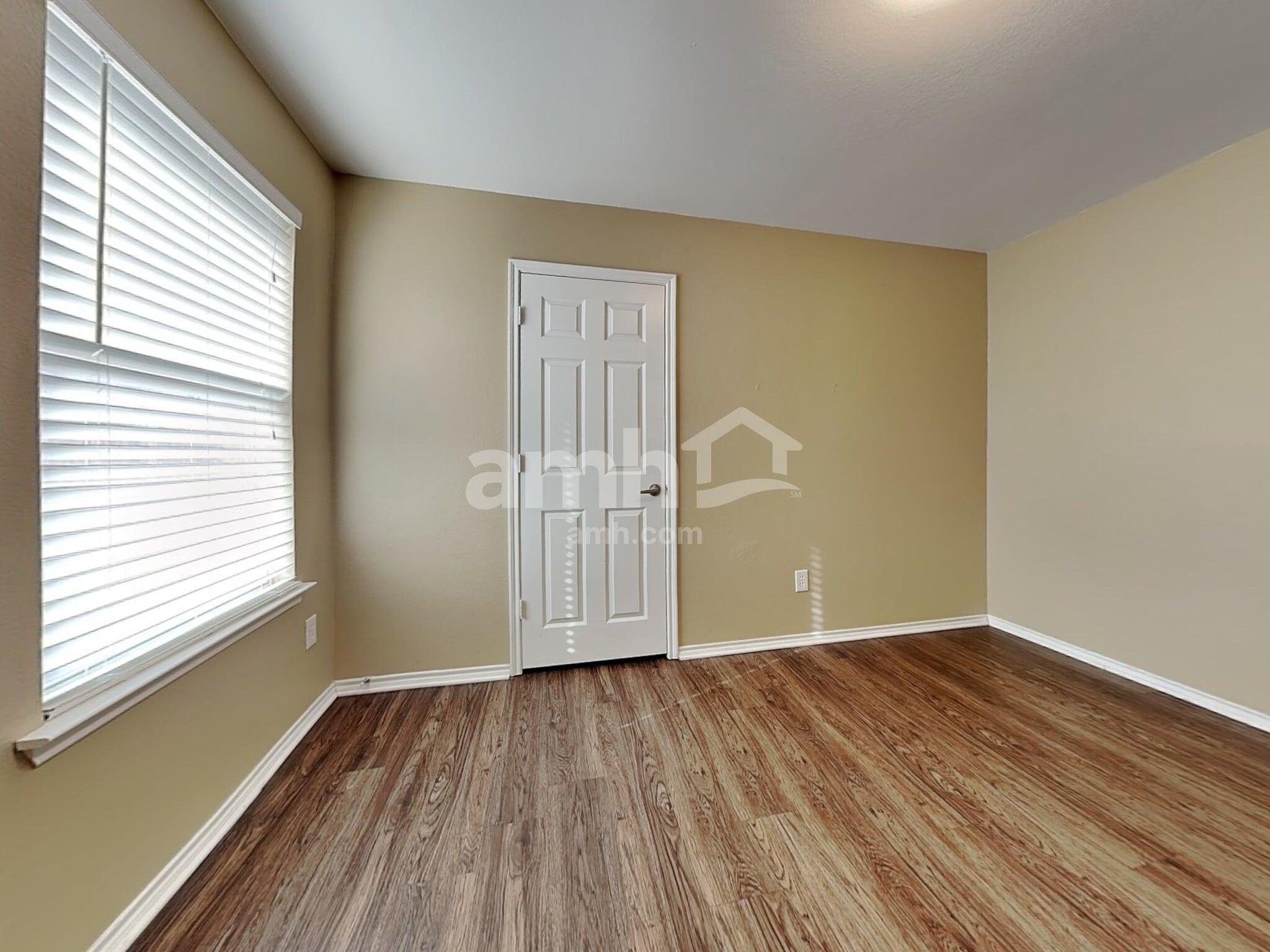 Building Photo - 313 Highland Valley Ct