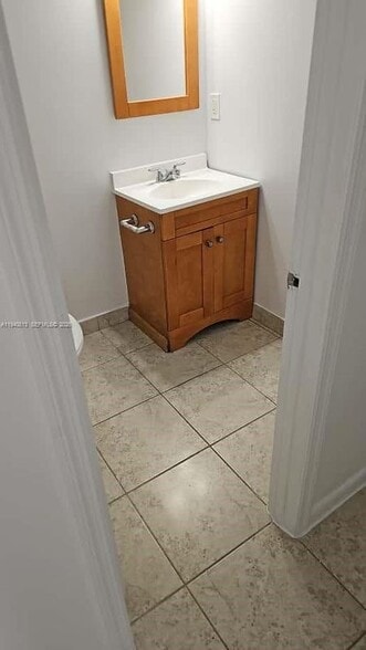 Building Photo - 3167 Auburn Blvd