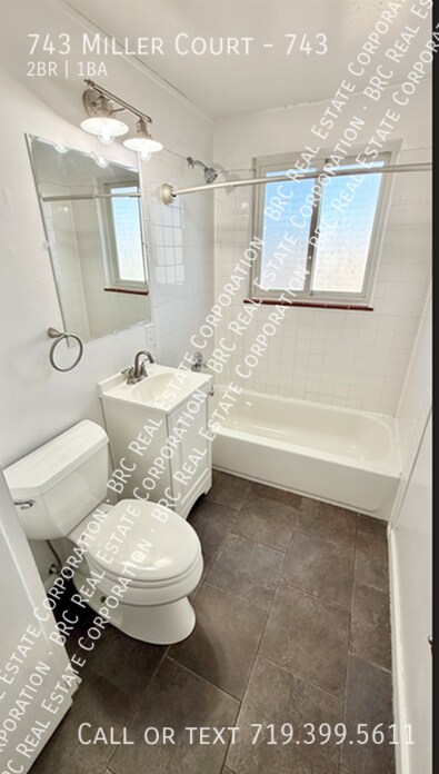 Building Photo - 743 Miller Ct
