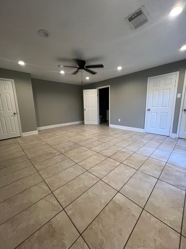 Building Photo - 8601 Homewood Ln