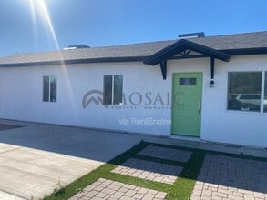 Building Photo - 257 E Oakland St