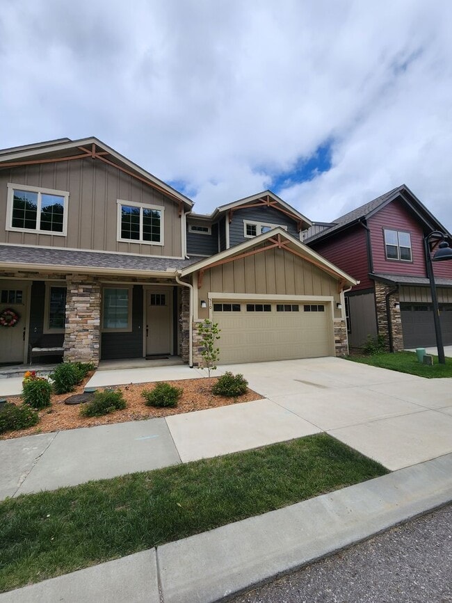 Building Photo - Black Mountain-Sweet Birch Commons***