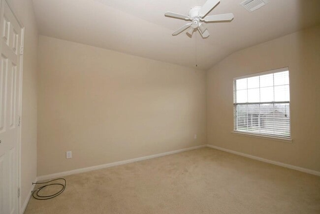 Building Photo - 25215 Calico Woods Ln