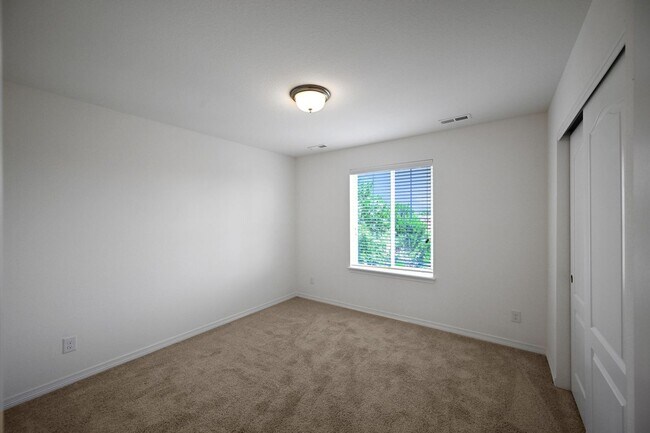 Building Photo - Modern 5BR House in Parker