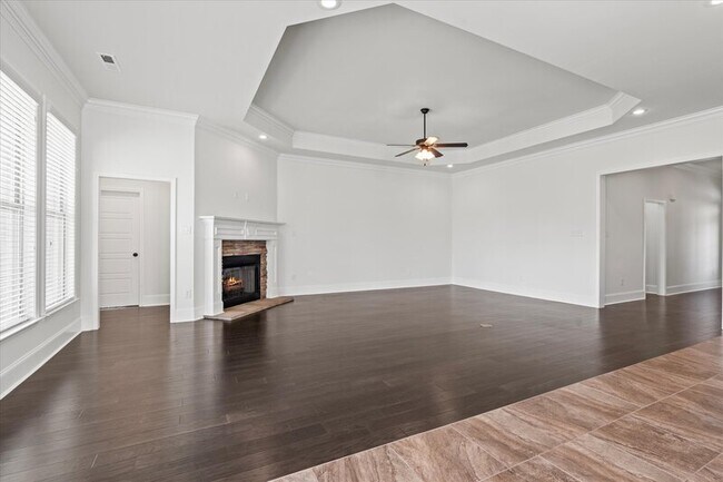 Building Photo - 121 Hilltop Ridge Dr