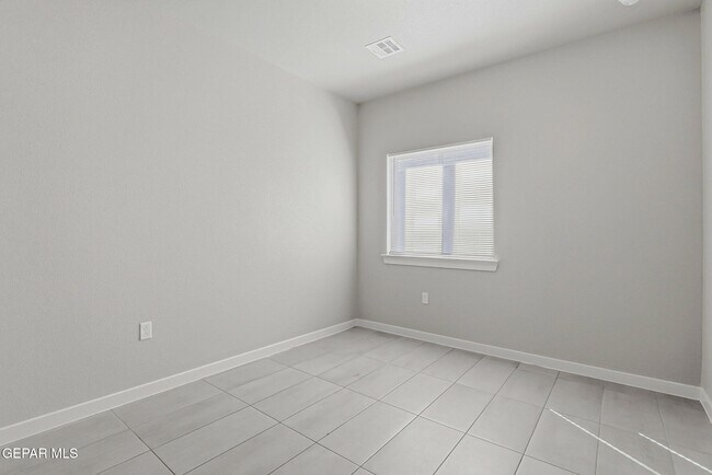 Building Photo - 788 Plains Blackfoot Dr