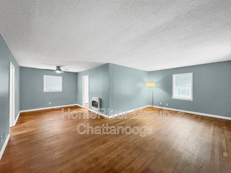 Building Photo - 11641 Guth Rd