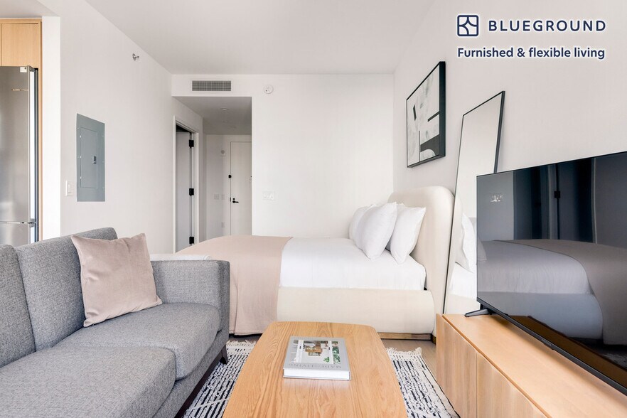 Building Photo - 478 Kent Ave