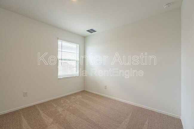 Building Photo - 214 Sambre St