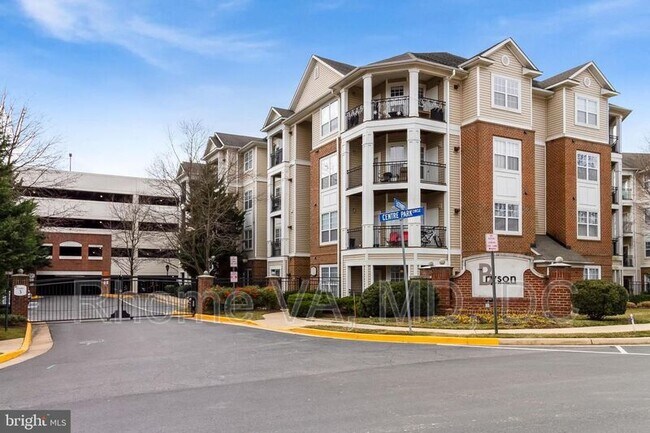 Building Photo - 12917 Centre Park Cir