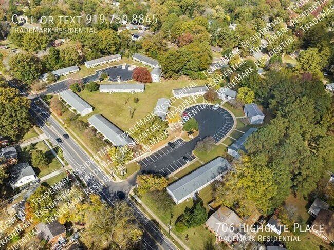 Building Photo - 706 Highgate Pl