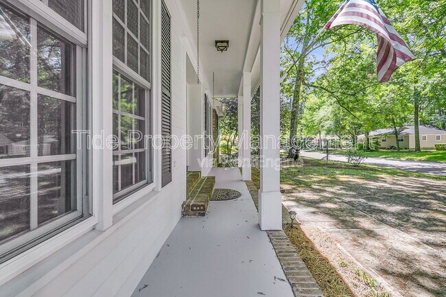 Building Photo - 109 Runnymede Ln
