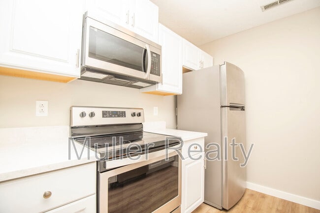 Building Photo - 2705 Sood Rd