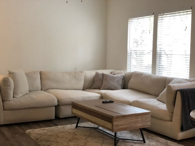 Building Photo - 5141 SW 91st Way