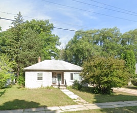Building Photo - 1430 S Oneida St