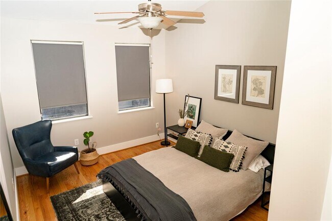 Building Photo - 1037 Bonner St